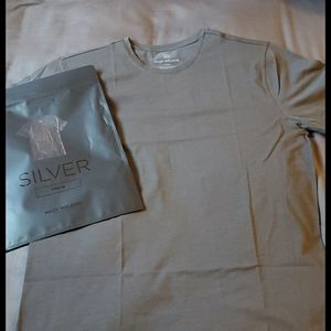 NWT Mens Mack Weldon Silver Tshirt